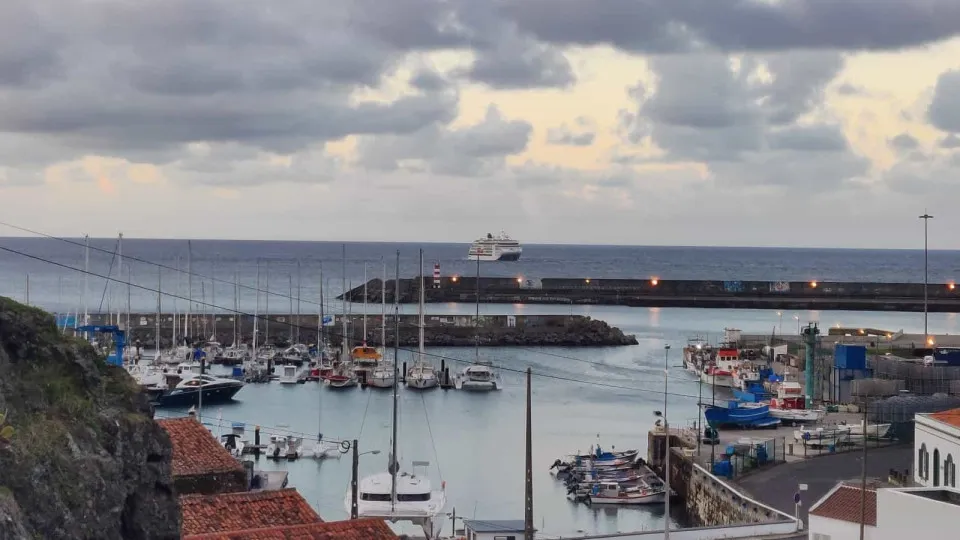 Número de passageiros desembarcados nos portos dos Açores