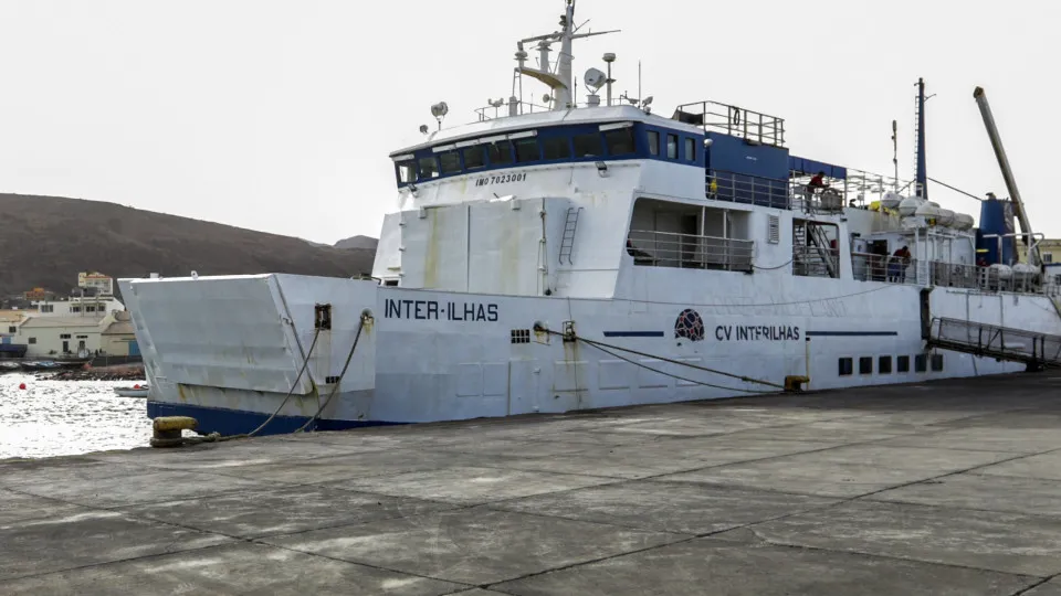 Operação dos transportes marítimos de Cabo Verde recuou em