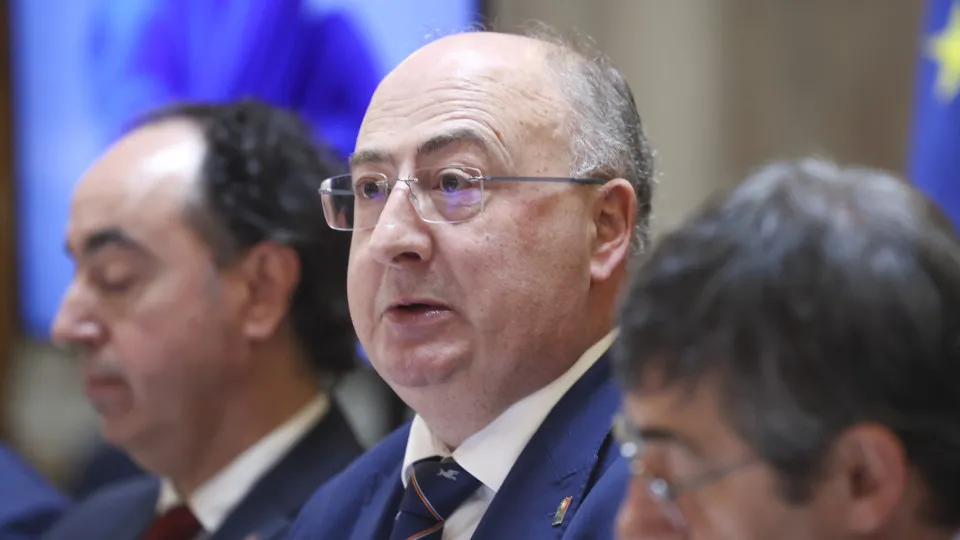 Portugal defende em Bruxelas "seguros acessíveis" para