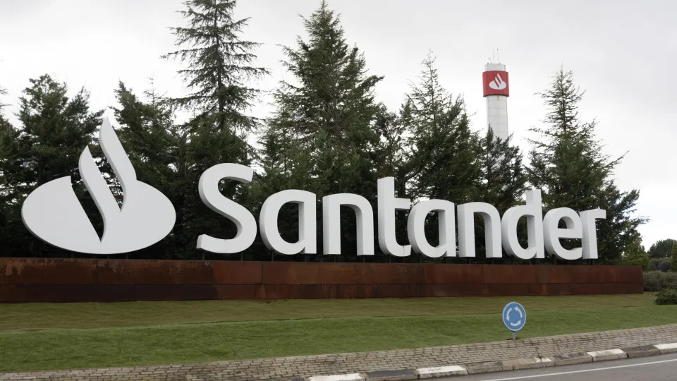 Santander prevê duplicar dividendo e ultrapassar 20.000