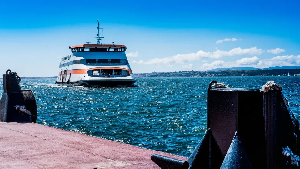 Transtejo fez carreira extra para Porto Brandão para