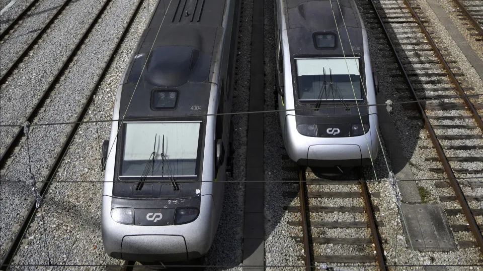 Trens suspensos na Linha Sul devido a inundações