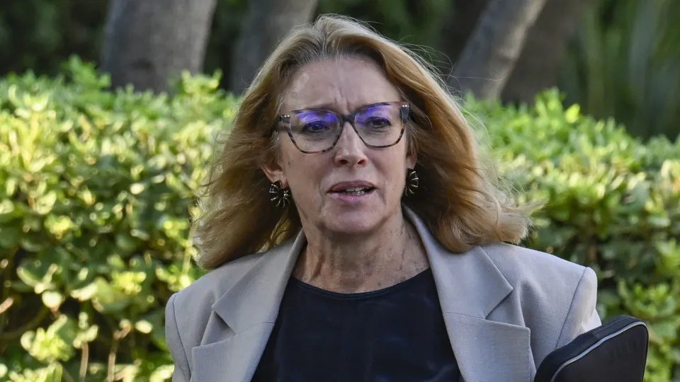 Acordo? Ministra "perto" e patrões "2 semanas". UGT tem