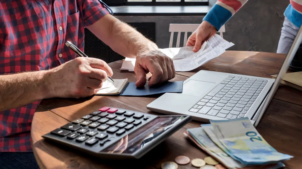 Atenção! Prazo para validar faturas no Portal das Finanças