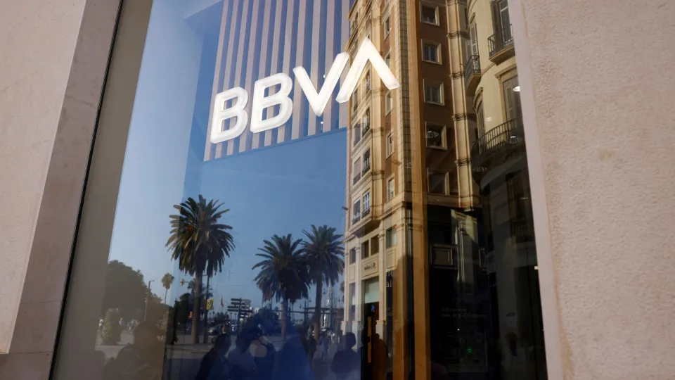 BBVA diz que informação trocada pelos bancos é