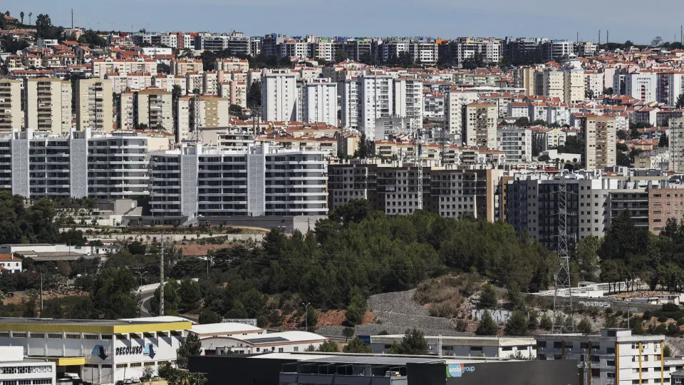 BEI vai reforçar apoio à habitação social em Portugal com