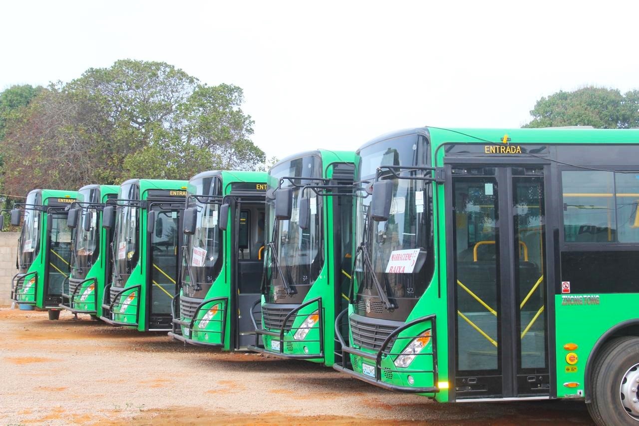 Cerca de 300 Ônibus Serão Distribuídos Este Ano em 36