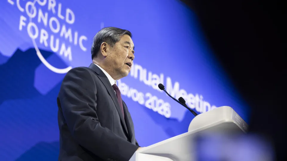 China envia vice-primeiro-ministro a França para negociar