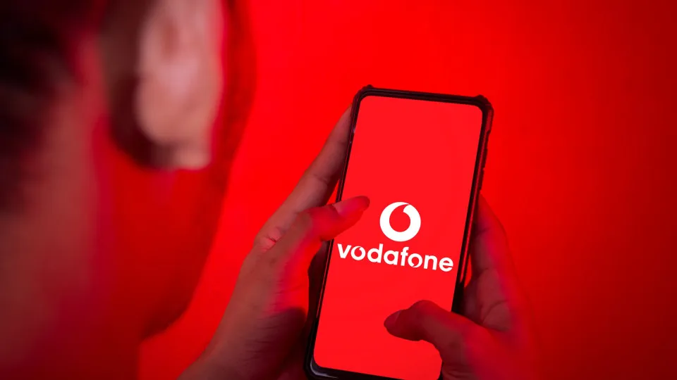 É cliente Vodafone e tem que pagar serviço que não