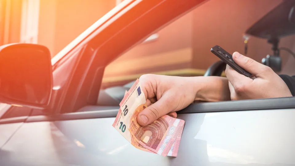 É melhor atestar já? Combustíveis podem disparar e isto é o