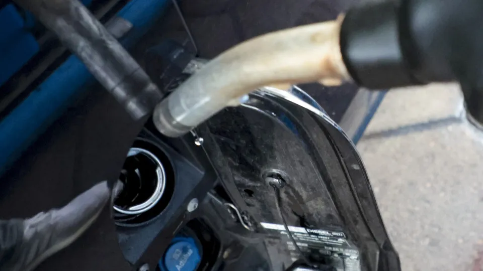 ERSE: Gasolina desce e gasóleo mantém-se acima dos 2€