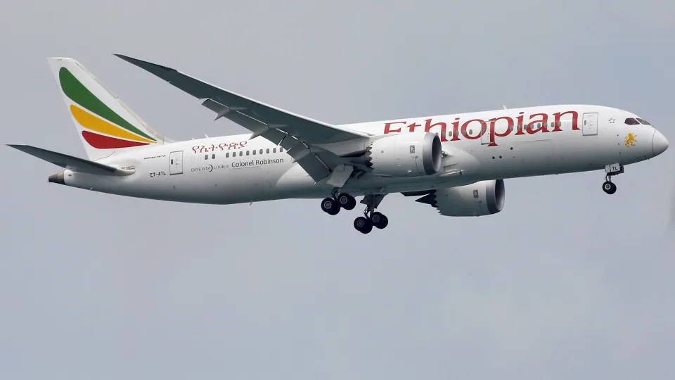 Ethiopian Airlines cancela mais voos devido ao conflito no