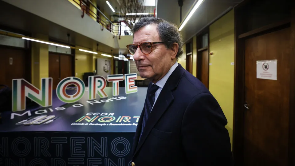 Governo está "a olhar com atenção" para a evolução dos