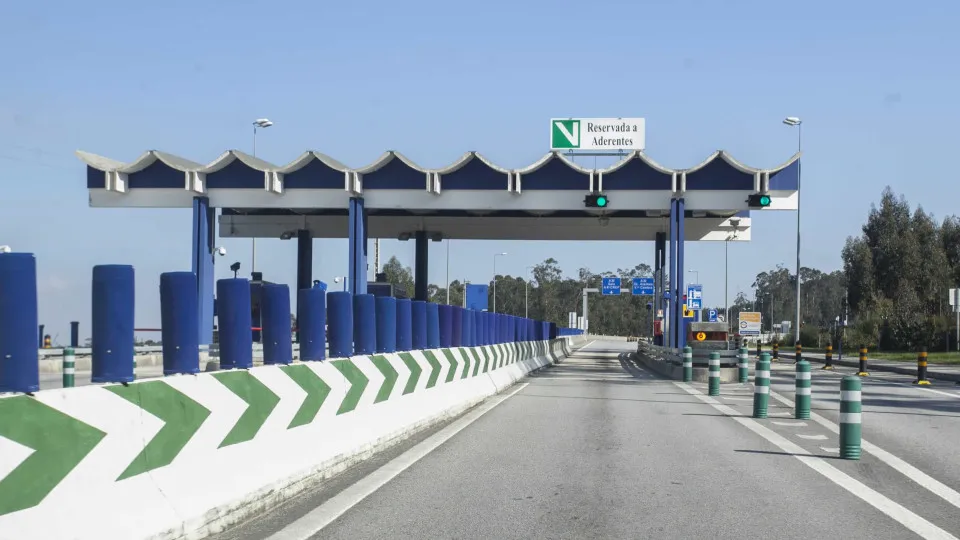 Lucro da Brisa aumenta 9,5% para 356,8 milhões de euros em