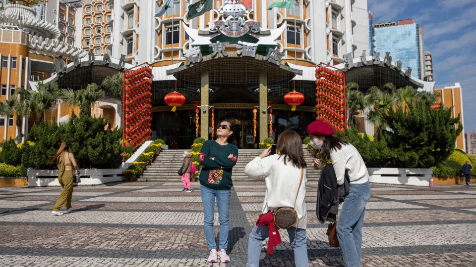 Macau fixa novo recorde máximo de visitantes pelo quinto mês