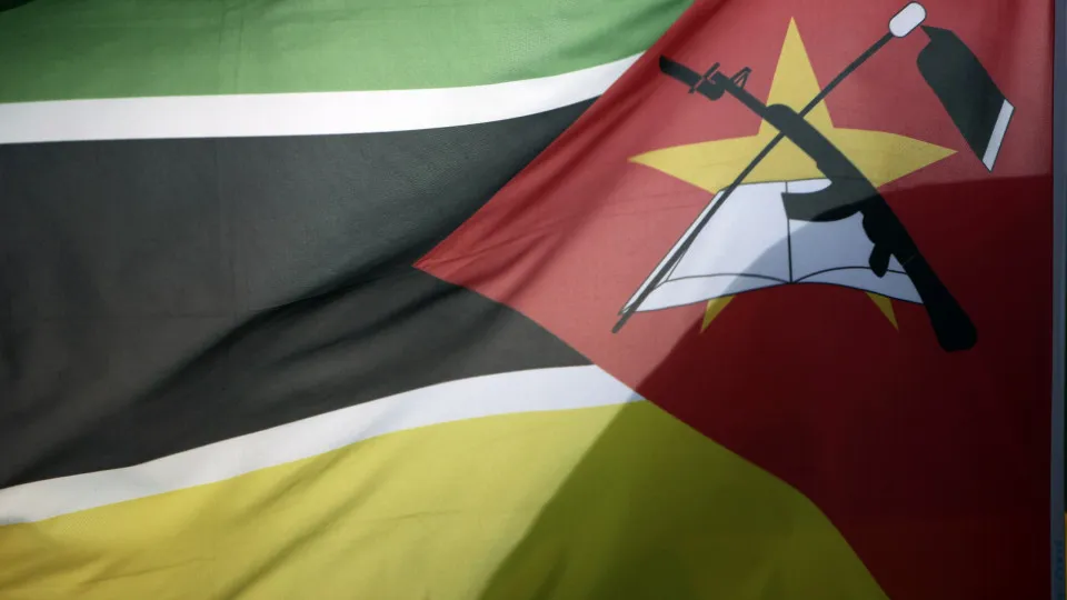 Moçambique admite revisão orçamental "em caso extremo"