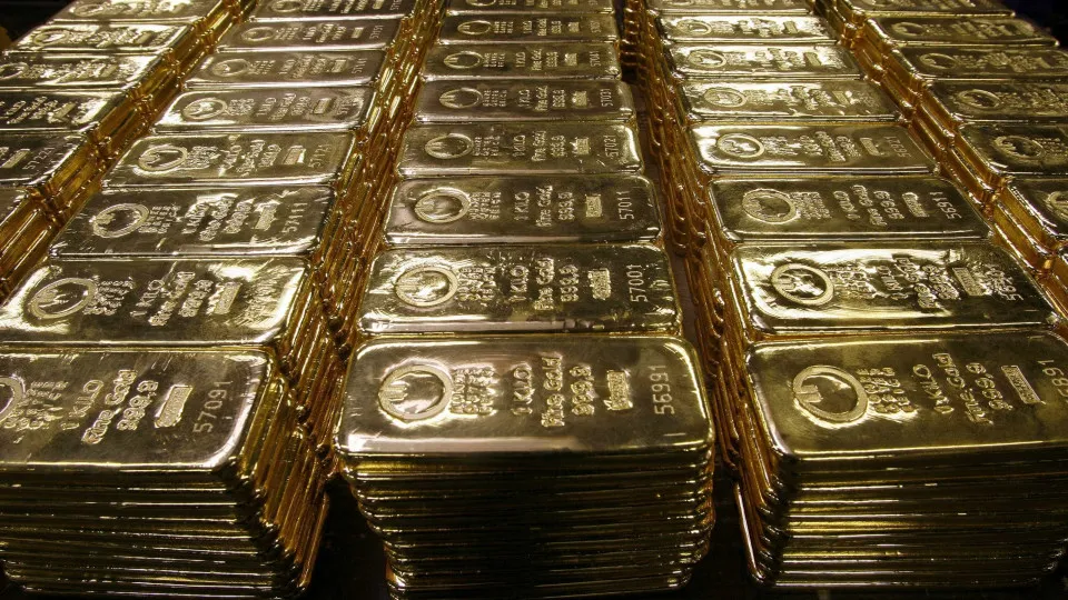 Preço dos metais preciosos e industriais cai devido à guerra