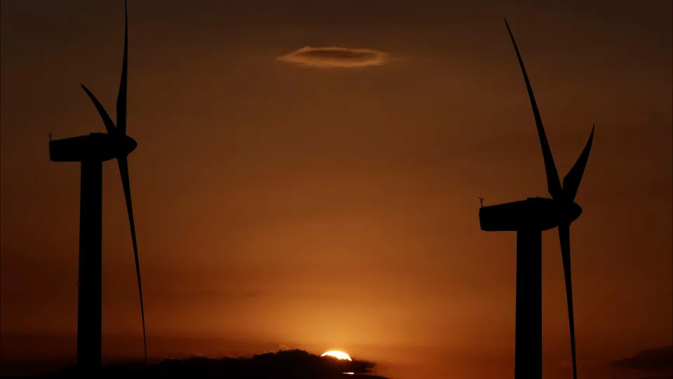 Transição energética abranda: Países que importam energia
