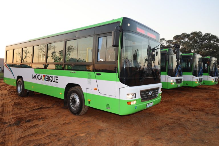 Transporte Público Escolar Começa a Funcionar no Segundo