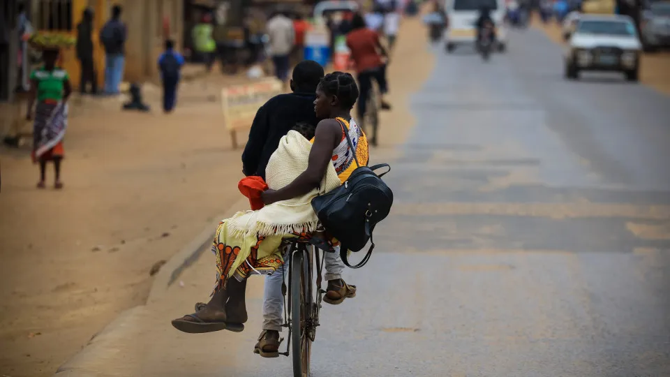 Atividade econômica em Moçambique acelera apesar da falta de
