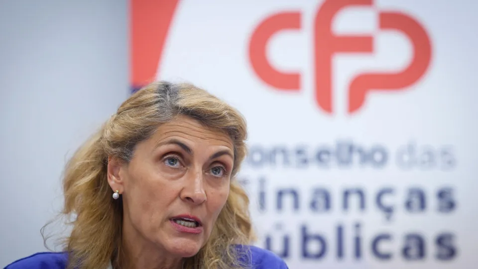 CFP alerta: Os anos de 2027 e 2028 serão "muito desafiadores"
