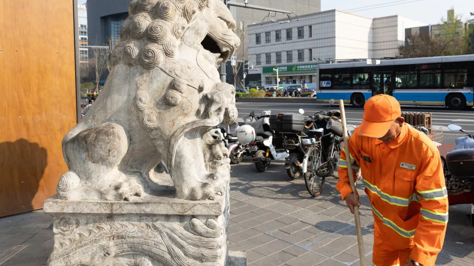 China retira liquidez do sistema financeiro pela primeira