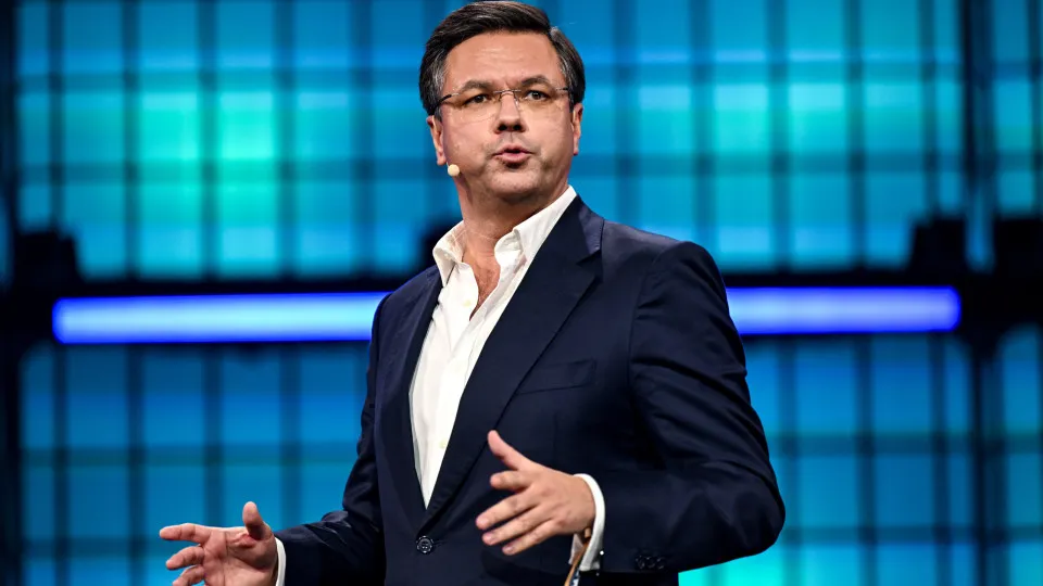 Crise energética. Governo está "a estudar" teletrabalho na