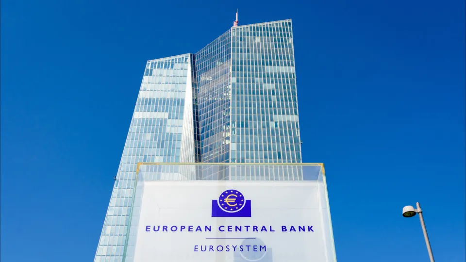 Dependência da Europa de energias fósseis ameaça