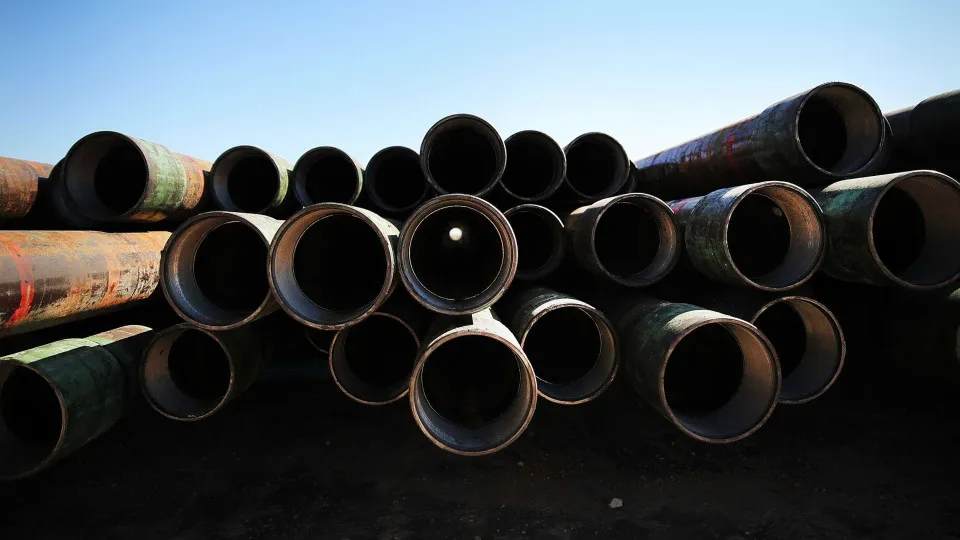 EUA anuncia fim da suspensão às sanções sobre petróleo