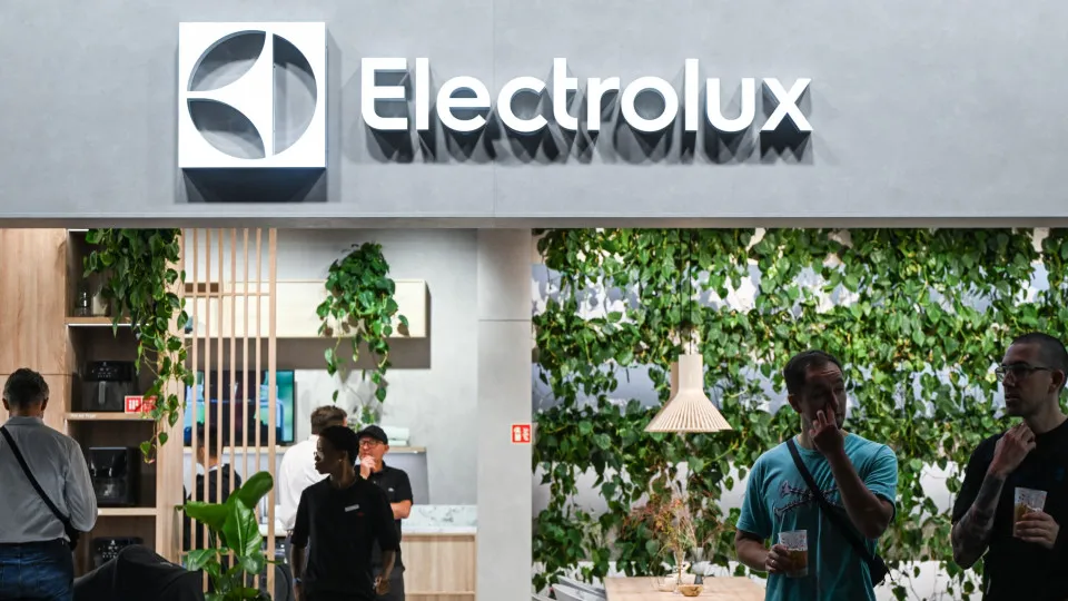 Electrolux vai cortar 3.000 empregos, mas não abrangerá