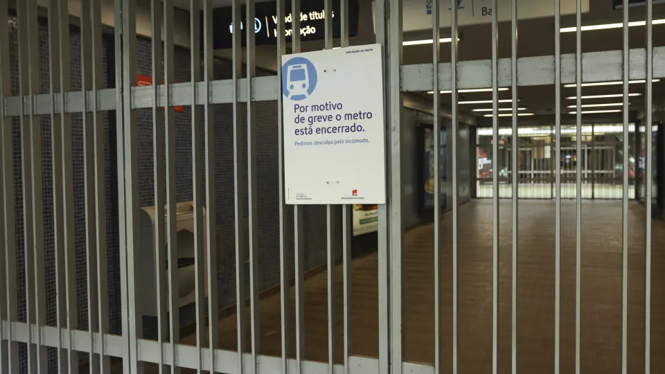 Greve no Metrô de Lisboa teve adesão total. Já "houve