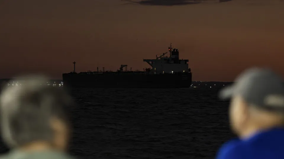 Há acordo: Repsol vai retomar atividade petrolífera a 100%