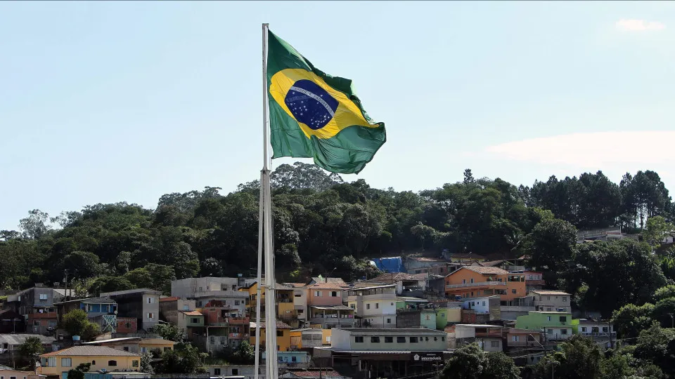 Inflação no Brasil sobre para 4,14% devido ao aumento dos