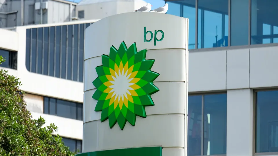 Lucro da BP mais que quintuplica na carona da valorização do