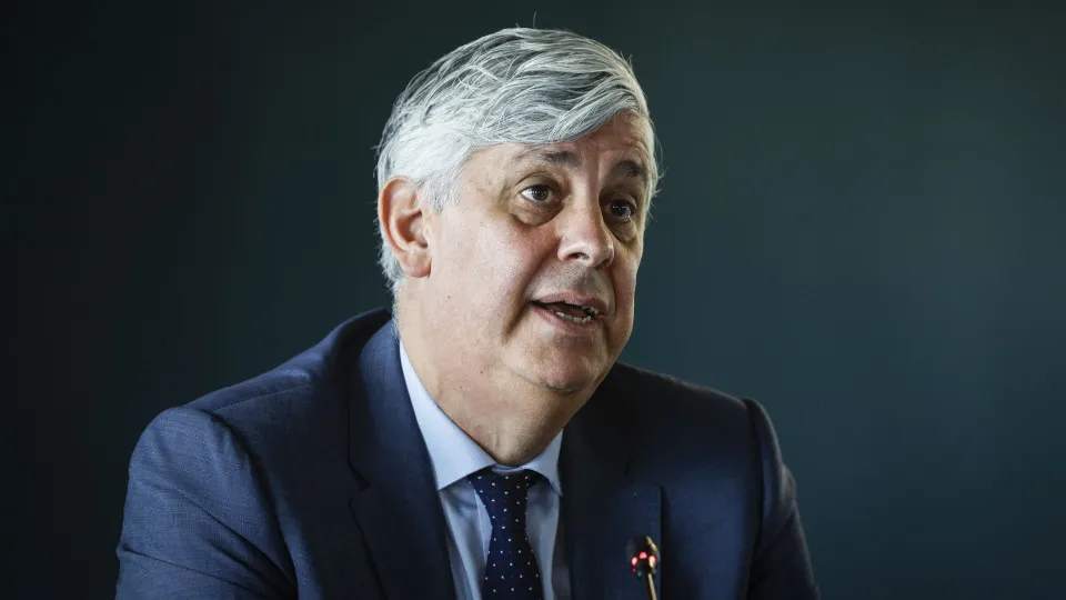 Mário Centeno: Mercado de trabalho "não tem défice de