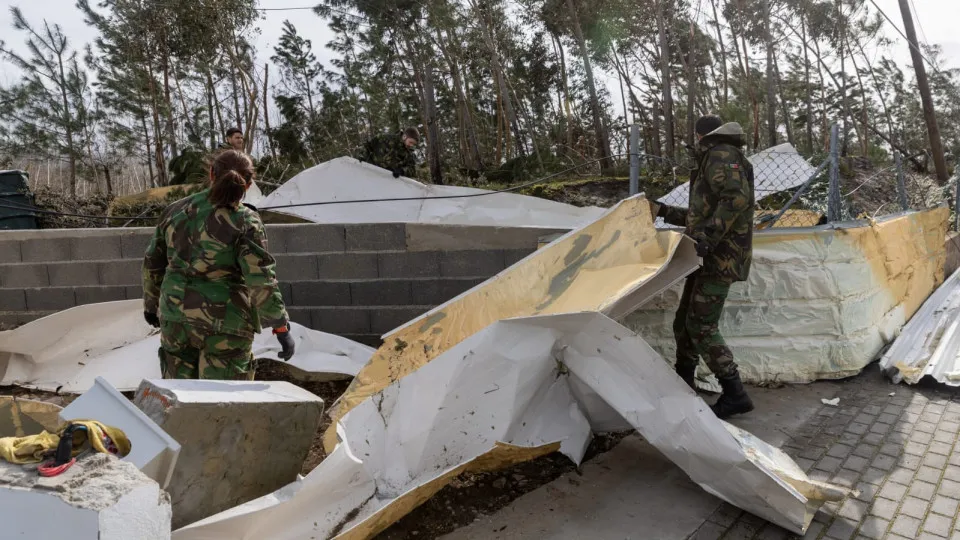 Mau tempo. Entregues 35.900 pedidos de apoio para