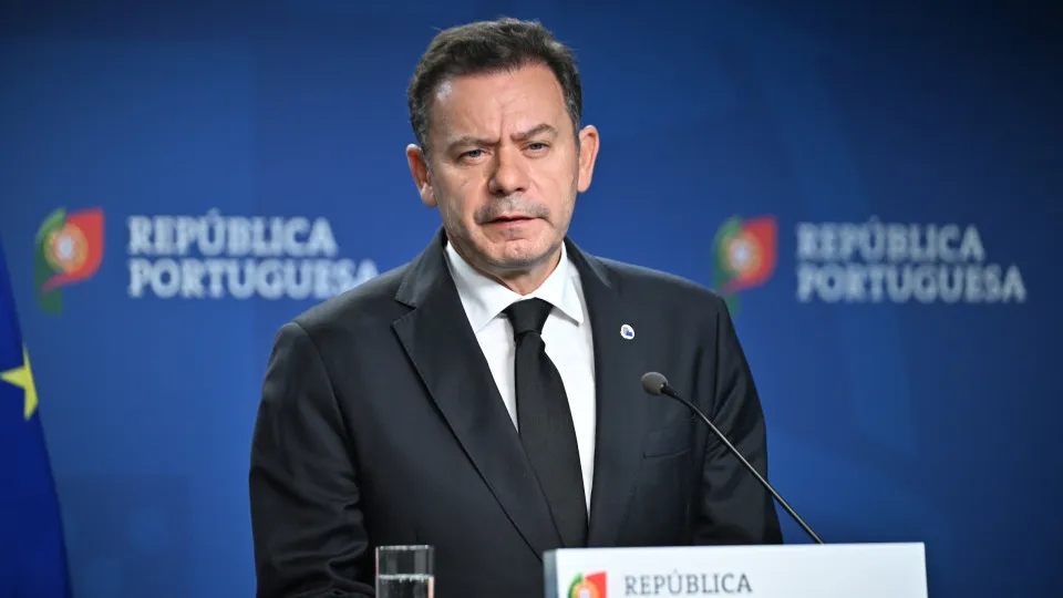 Montenegro atribui atrasos a "dificuldades de implementação