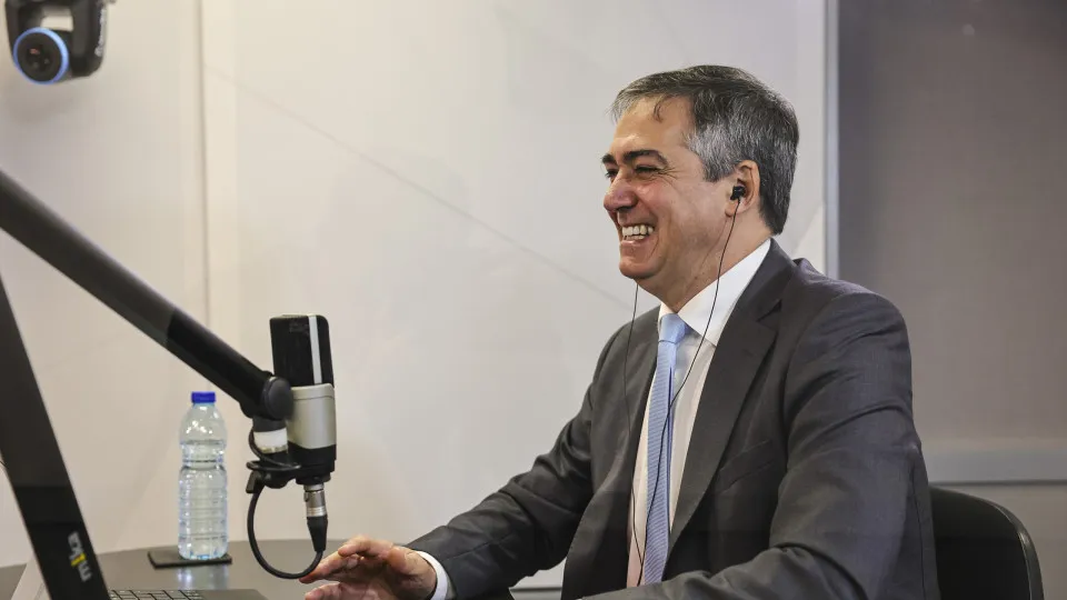 PRR idealmente sem mais revisões mas Recuperar Portugal está