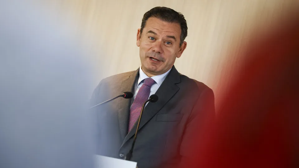 PTRR prevê significativa despesa mas acomoda equilíbrio de