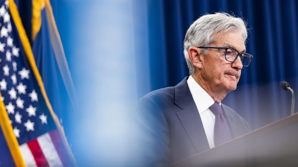 Powell quer manter-ser no conselho da Fed após deixar