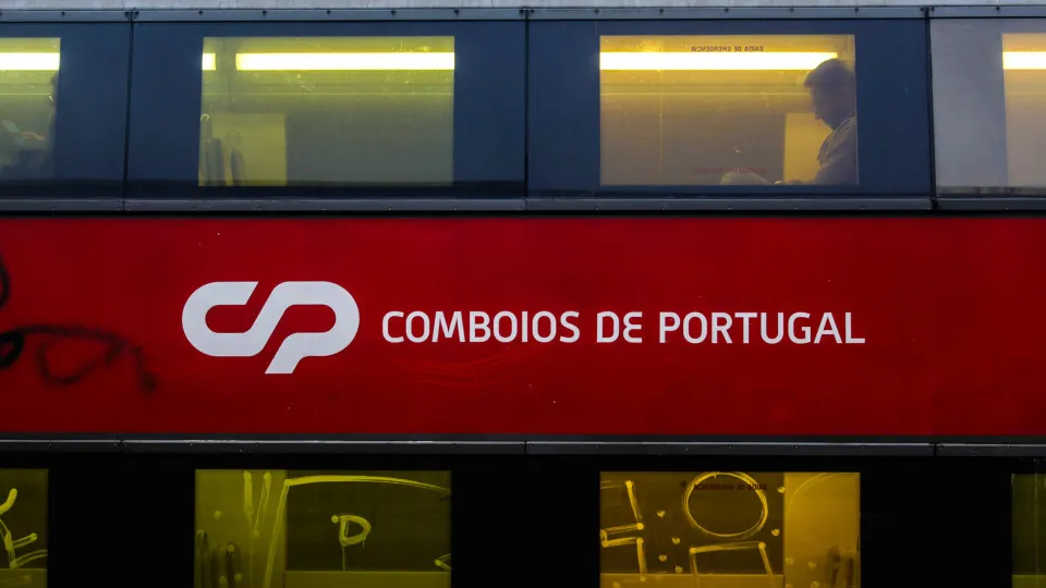 CP: Revisores e trabalhadores das bilheteiras aderem à greve