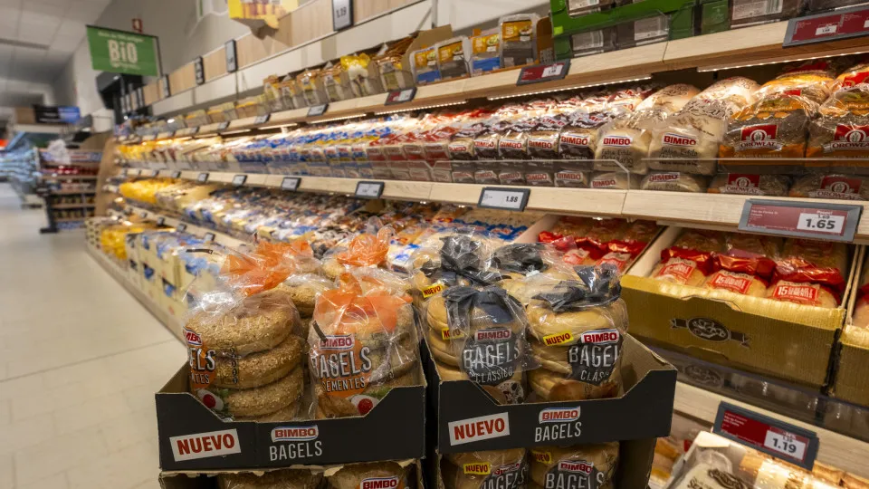 Cabaz alimentar desce para 260,41€ após bater recorde na