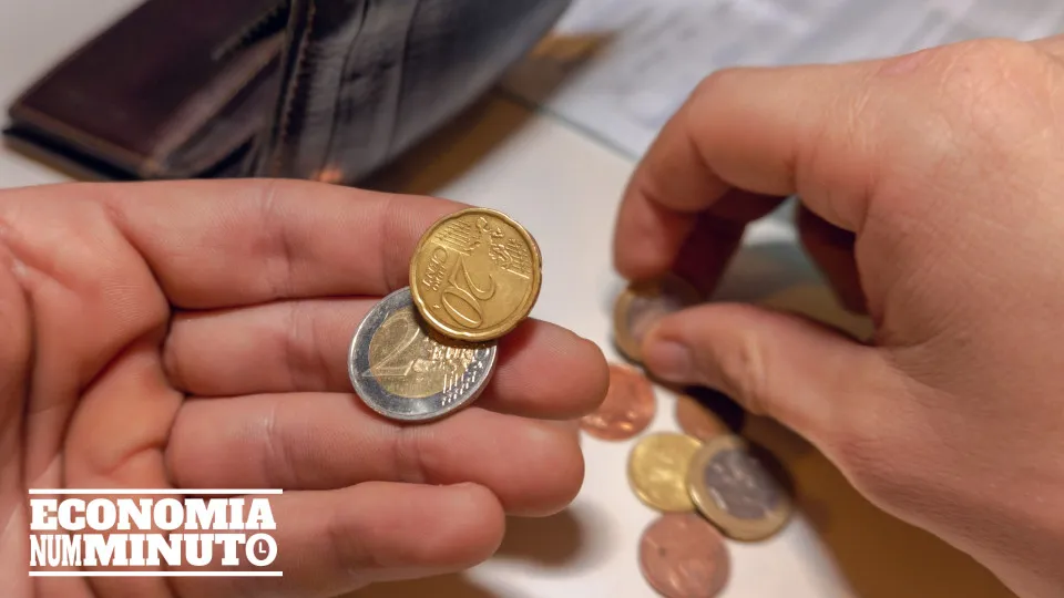 Dos duodécimos à água que escapa da taxa: As notícias