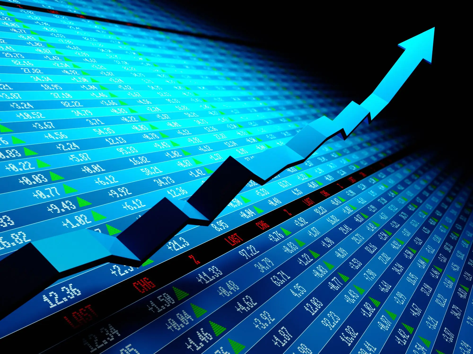 Economia Volta a Crescer Após Período de Recessão • Diário
