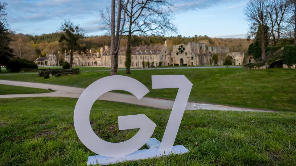 G7 manifesta preocupação face a medidas de "coerção