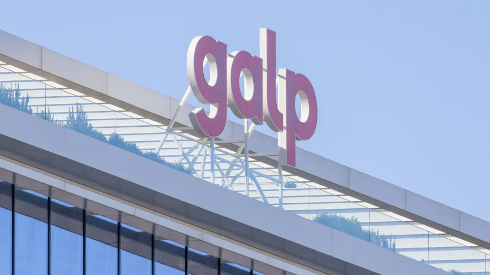 Galp confirma descarga de antiga refinaria em Matosinhos: Há