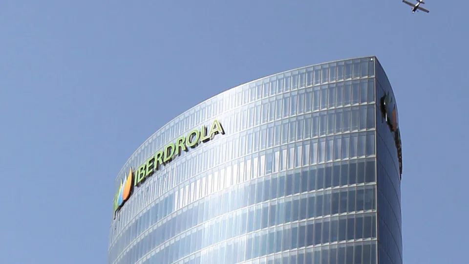 Lucros da Iberdrola caem 15% para 1.711 milhões de euros