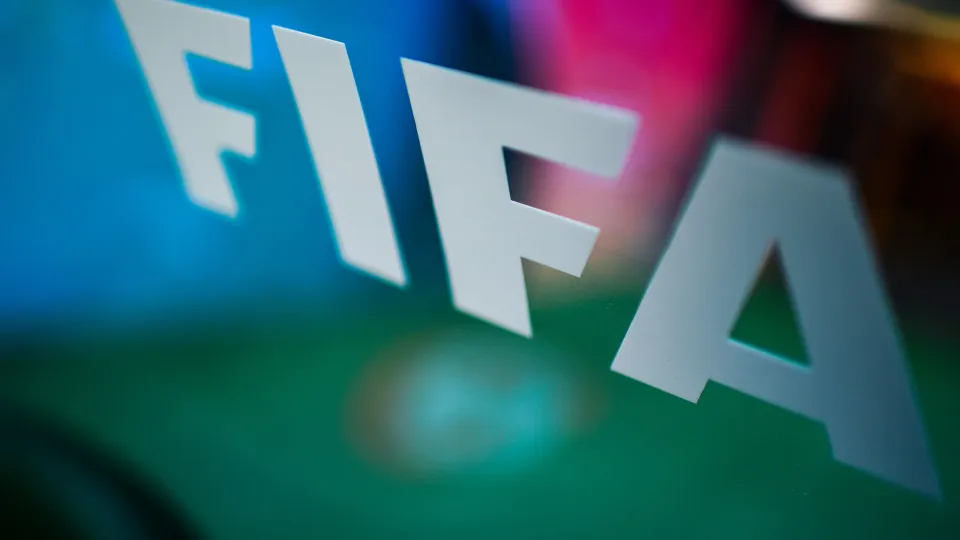 Operadores de TV em impasse com FIFA por direitos do Mundial