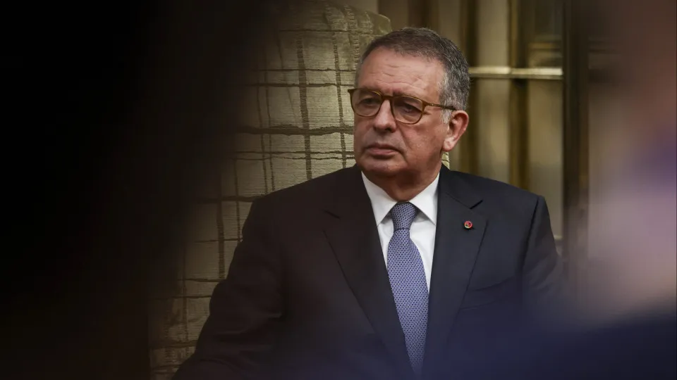 "Ormuz nunca devia ter fechado". Seguro solidariza-se com