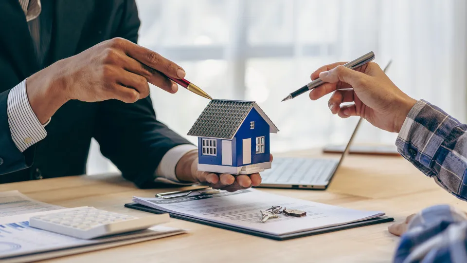 Vai ser mais difícil comprar casa: BdP reduz taxa de esforço